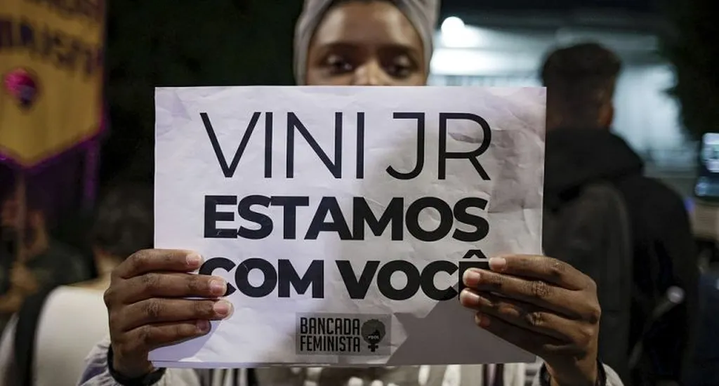 Расизм в футболе: Винисиус Жуниор и движение против него